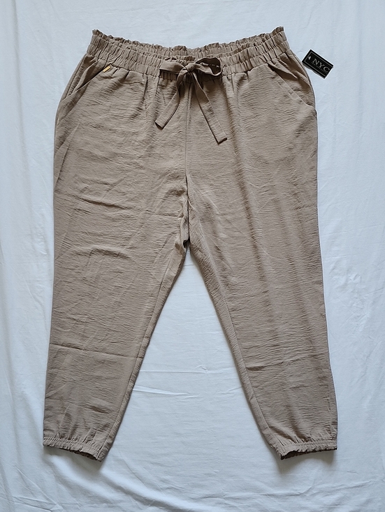 New York Clothing Co. Pants - NYCC Taupe Textured Joggers Lightweight Cargo Crop Pants Plus Size 3X NWT